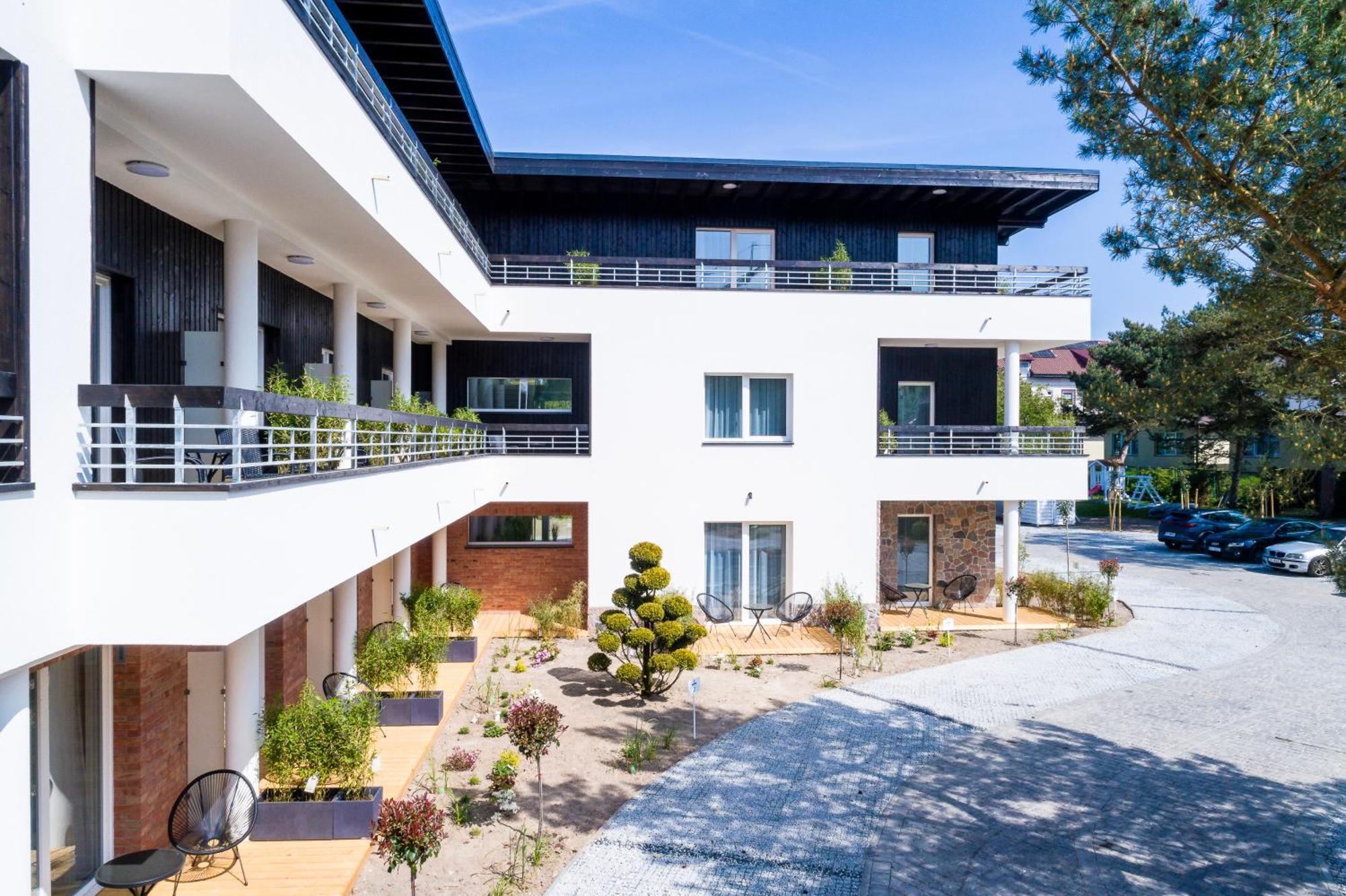 Apartamenty Przy Plazy Z Basenem Z Podgrzewana Woda I Mini Spa - Osrodek Kolonijno-Wczasowy Mewa Niechorze Exterior photo