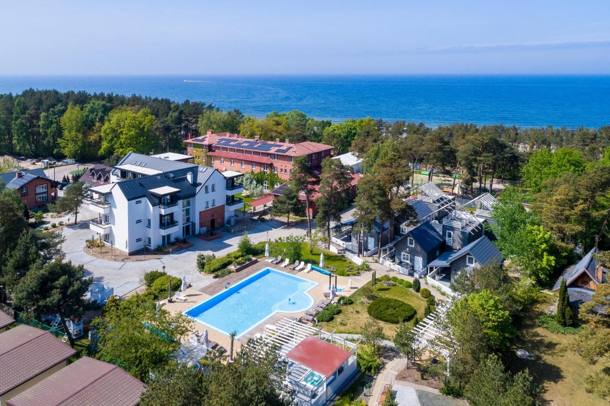 Apartamenty Przy Plazy Z Basenem Z Podgrzewana Woda I Mini Spa - Osrodek Kolonijno-Wczasowy Mewa Niechorze Exterior photo